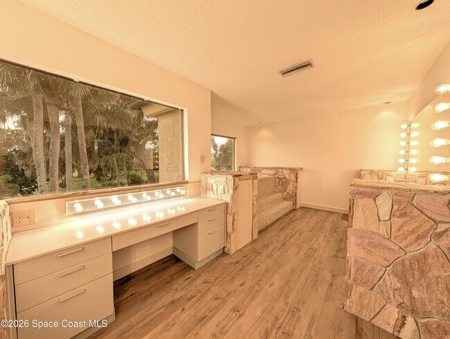 Building Photo - 3686 Muirfield Dr