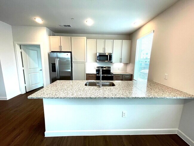 Building Photo - 2300 N Friendship Rd