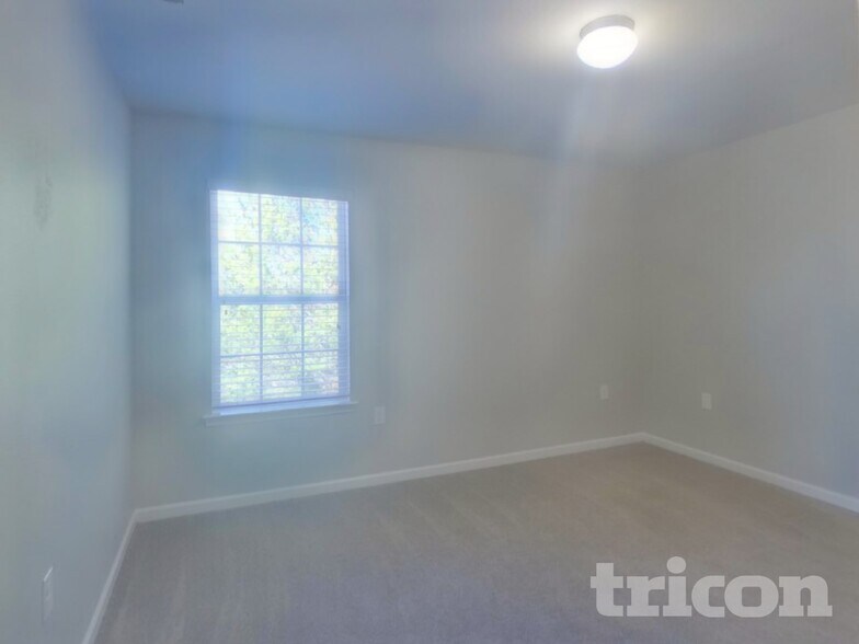 Building Photo - 3667 Hope Marian St