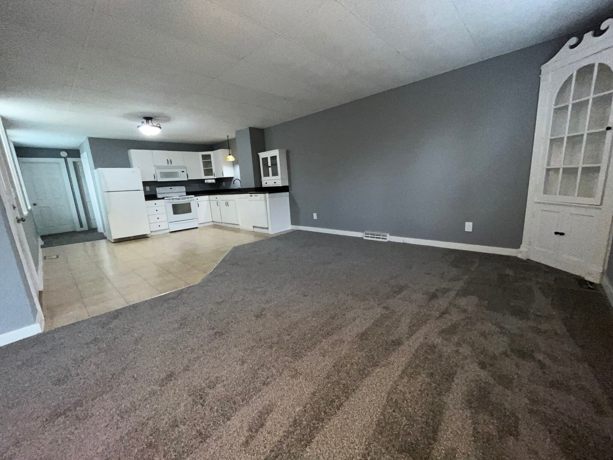 Building Photo - 100 Dixon Ave