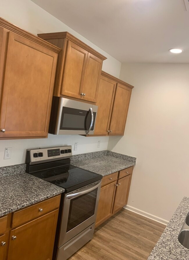 Building Photo - 3512 Slippery Elm Dr