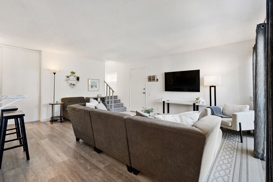 Building Photo - 4064 Huerfano Ave