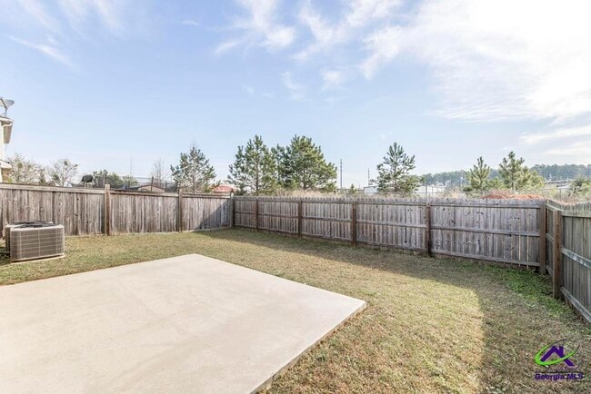 Building Photo - 206 Beau Claire Cir