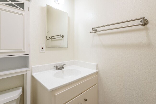 Building Photo - Serenity Abounds in University City!