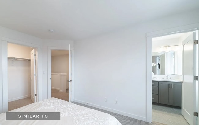 Building Photo - Newer South Salem Townhome - 2 Bedroom Plu...
