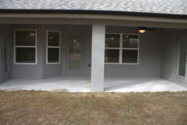 Building Photo - 4BR/2BA home available for rent in Weeki Wachee