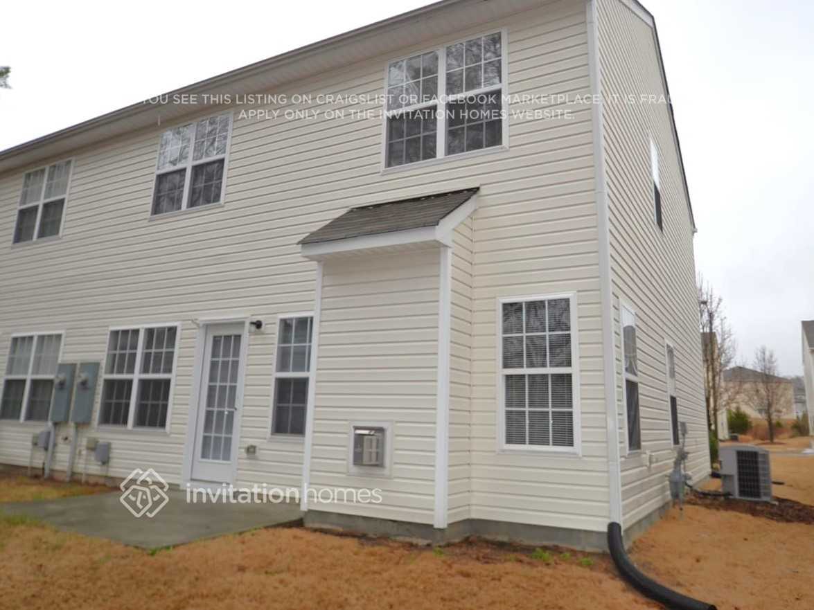 Building Photo - 5031 Rainmaker Dr