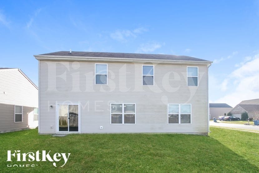 Building Photo - 8542 Sansa St