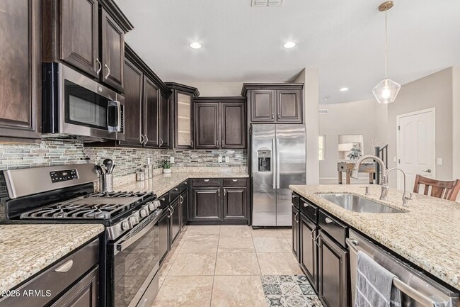 Building Photo - 7657 S Debra Dr
