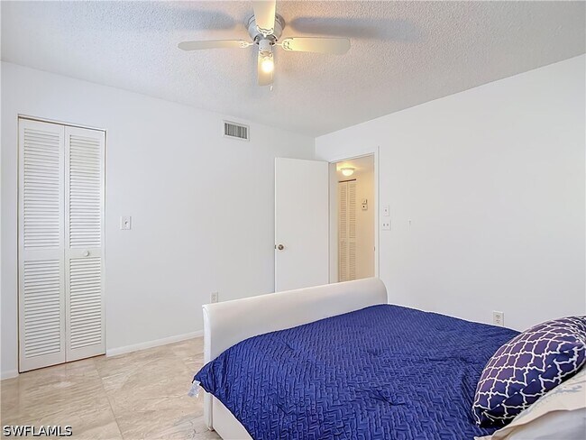 Building Photo - 1400 Pompei Ln