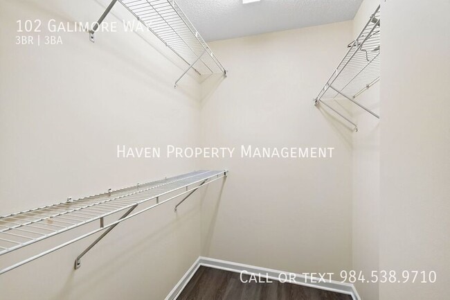 Building Photo - 102 Galimore Way