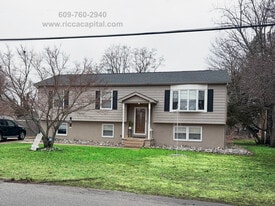 Building Photo - 184 Tansboro Rd