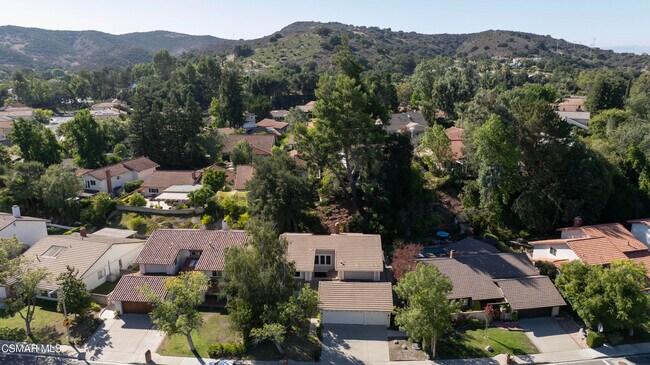 Building Photo - 681 Triunfo Canyon Rd