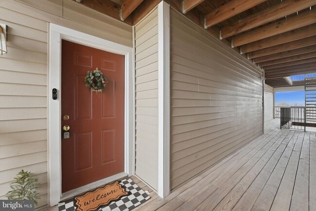 Building Photo - 8103 Lacy Dr