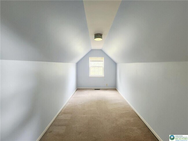 Building Photo - 236 Lenape Trail