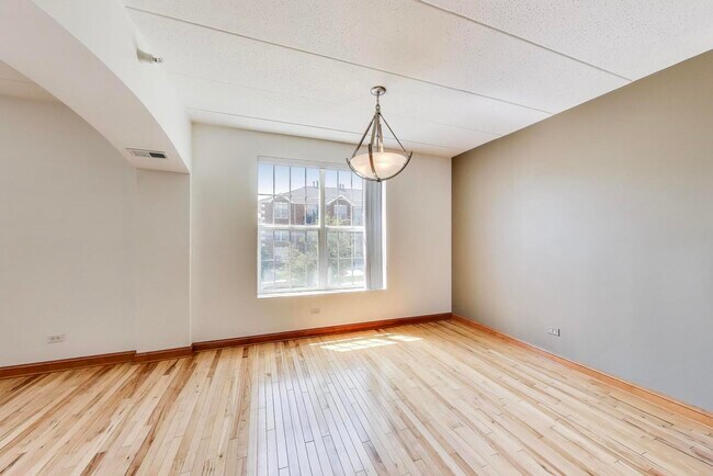Building Photo - 16671 Liberty Cir