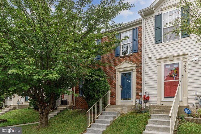 Building Photo - 9306 Vanguard Ct