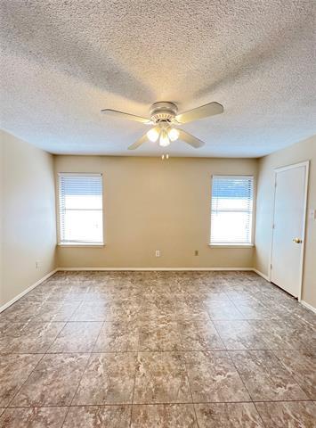 Building Photo - 1108 Curtis Dr