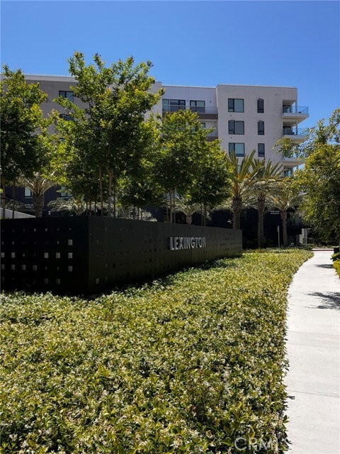 Building Photo - 3609 Rivington