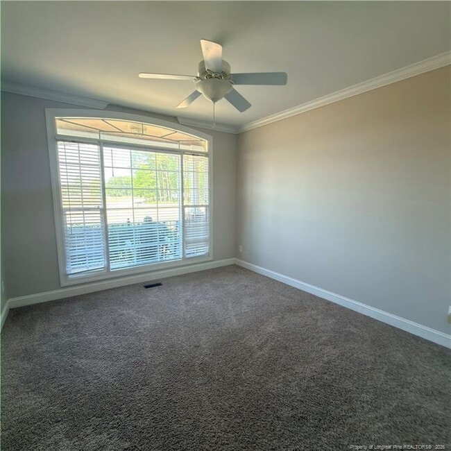 Building Photo - 3686 Linden Rd