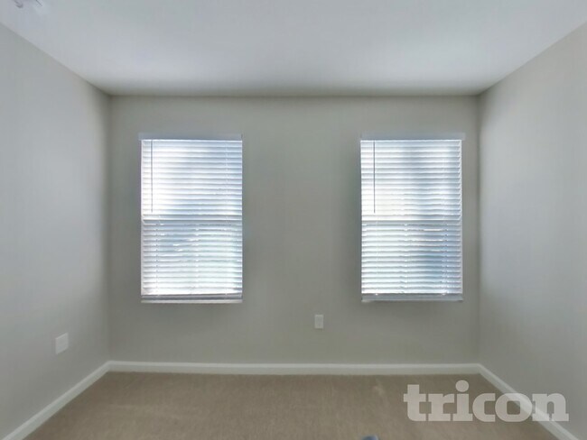 Building Photo - 7741 Courage Court Jacksonville FL