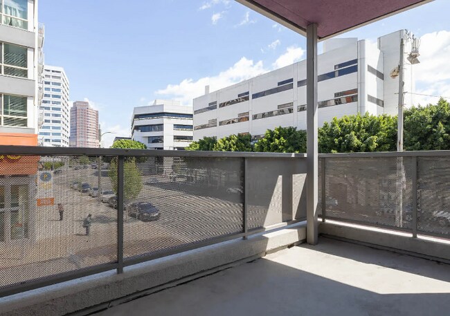 Building Photo - 235 San Pedro St