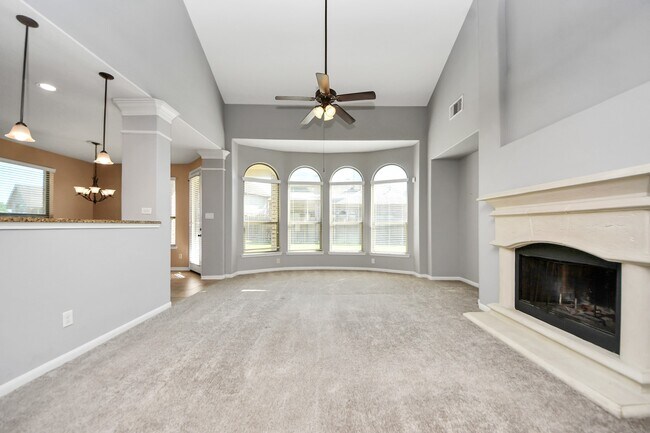 Building Photo - 9427 Sapphire Bay Ln