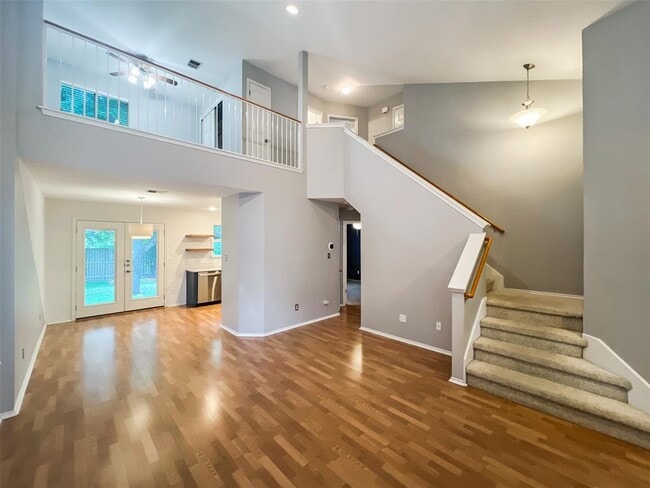 Building Photo - 7521 Peabody Dr