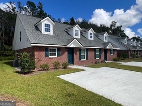 Building Photo - 401 Madison Ave