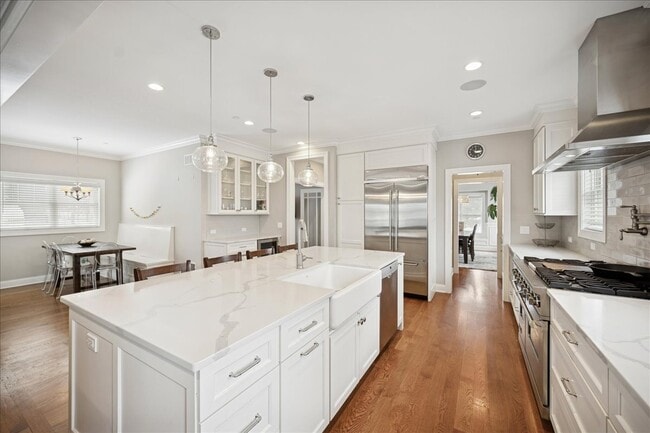 Building Photo - 420 Evanston Ave