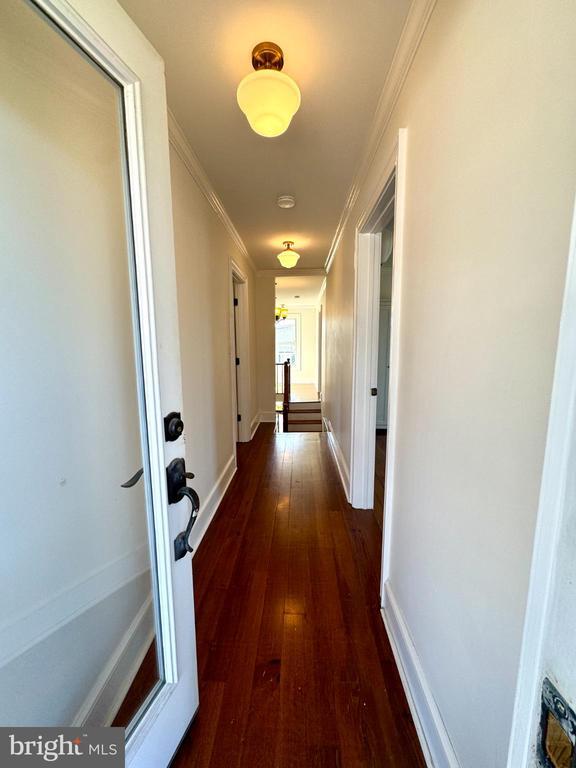 Building Photo - 508 E Main St