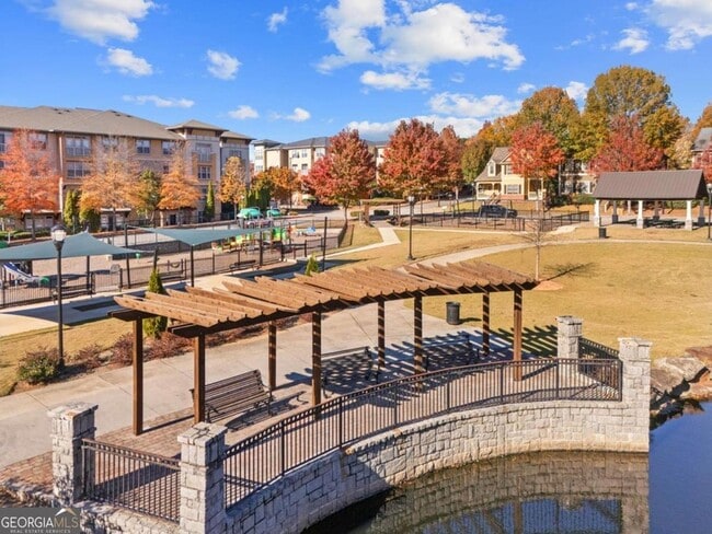 Building Photo - 1961 James Red Moore Blvd