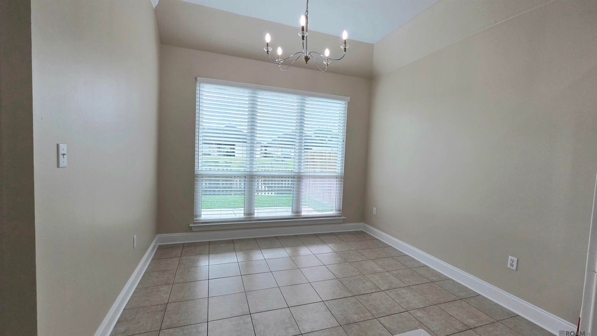 Building Photo - 2934 Nicholson Lake Dr