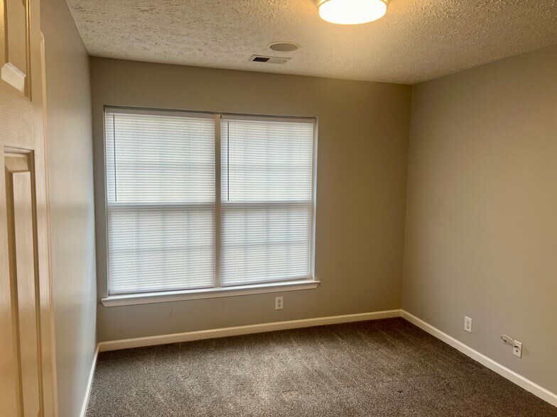 Bedroom 3 - 4929 Indian Summer Dr