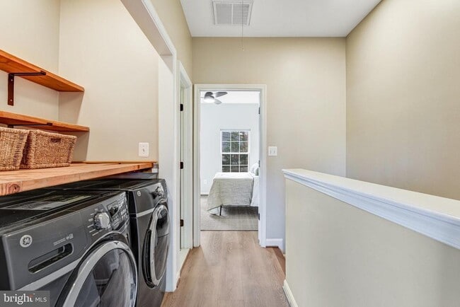 Building Photo - 12527 Heykens Ln