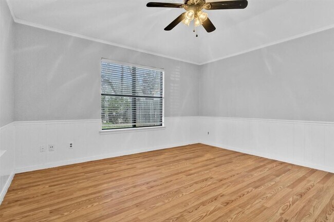 Building Photo - 1708 Wild Horse Ln