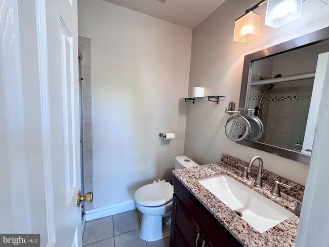 Building Photo - 3034 Sugar Ln