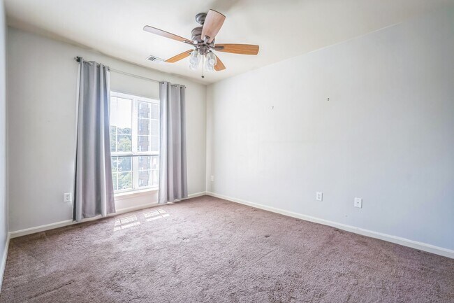 Building Photo - 4551 Strutfield Ln