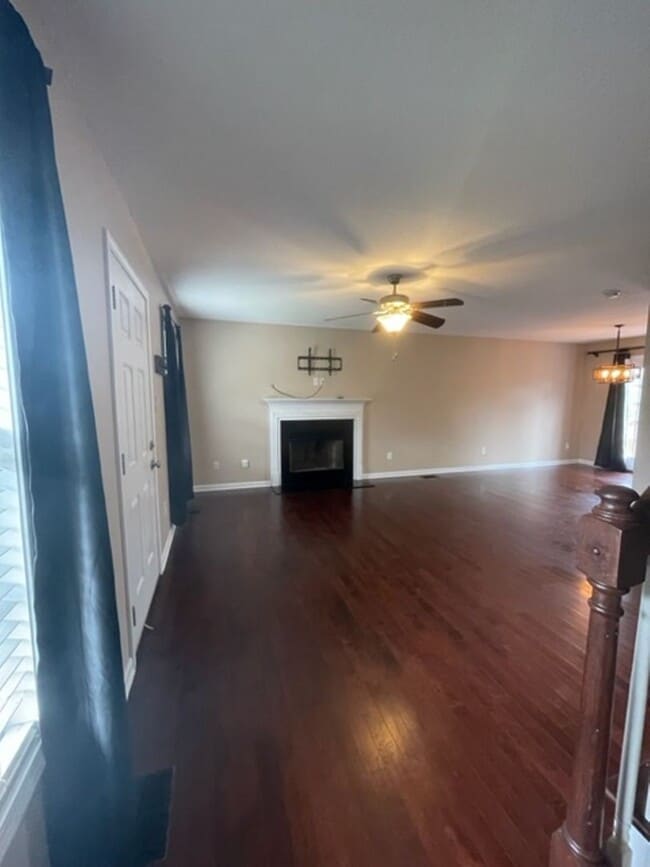 Building Photo - 4903 Falling Star Ln