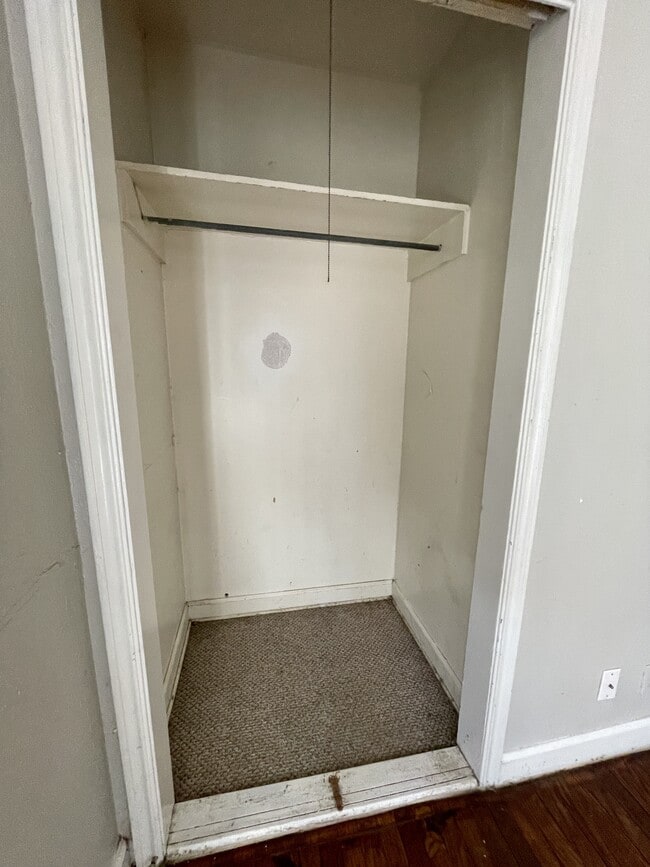 Building Photo - 111 5th Ave NW