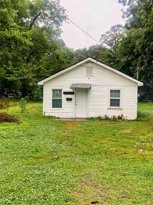 Primary Photo - 809 N Franklin St