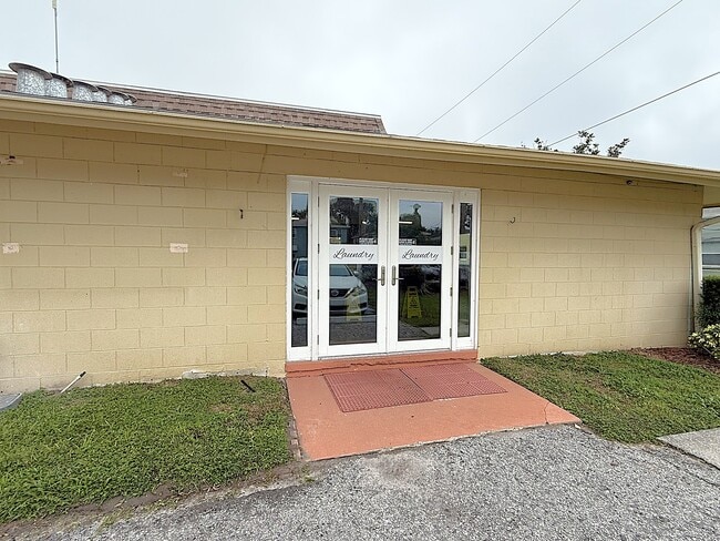 Building Photo - 723 Michigan Ct