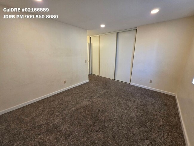 Building Photo - Rancho Cucamonga 2 Bedroom Apartment