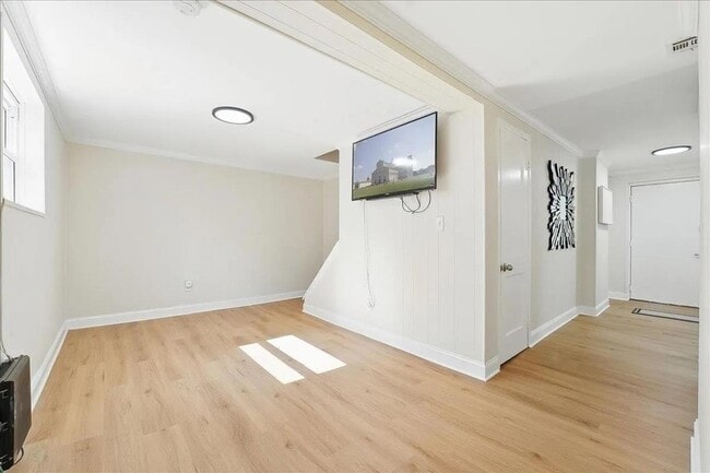 Building Photo - 12 Saddlewood Ct