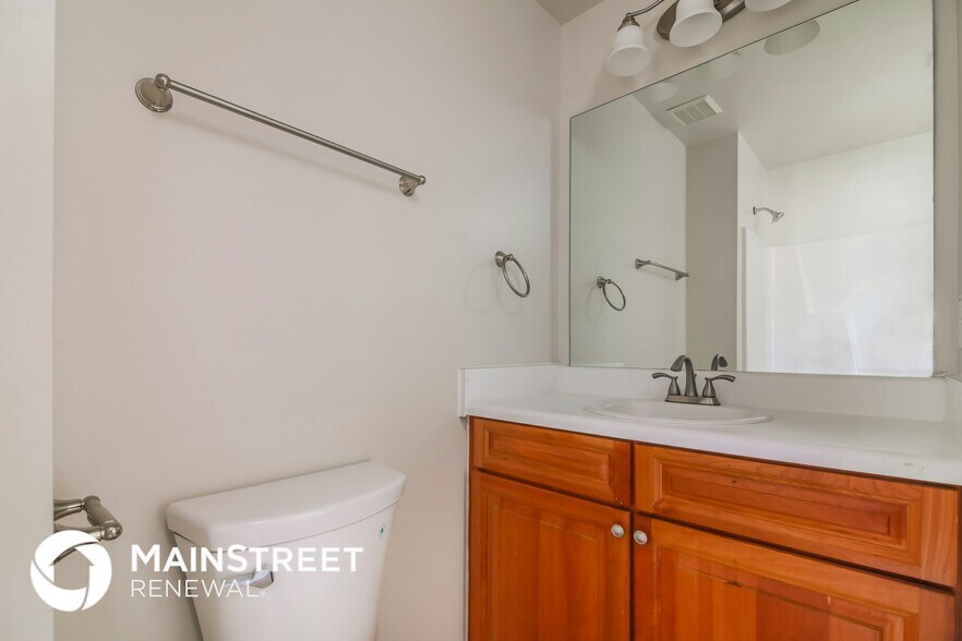 Building Photo - 7100 Bristoe Station Ln