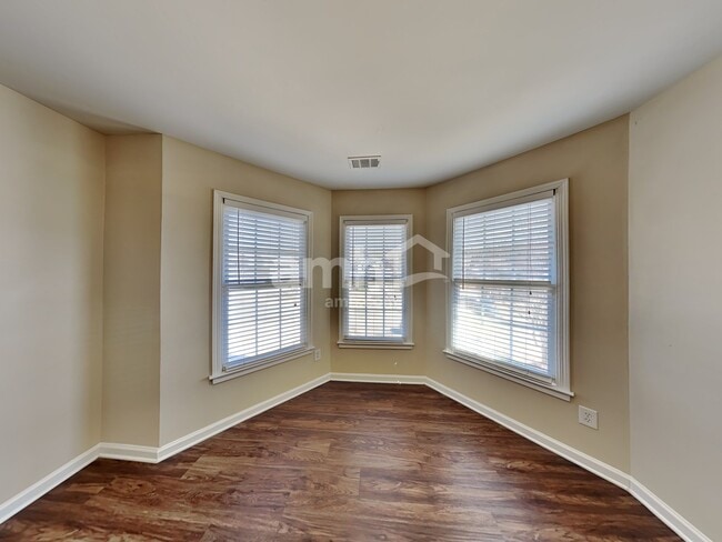 Building Photo - 2410 Chandler Grove Dr