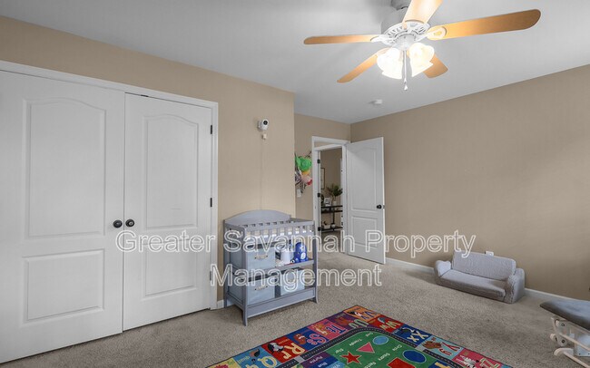 Building Photo - 113 Greystone Dr