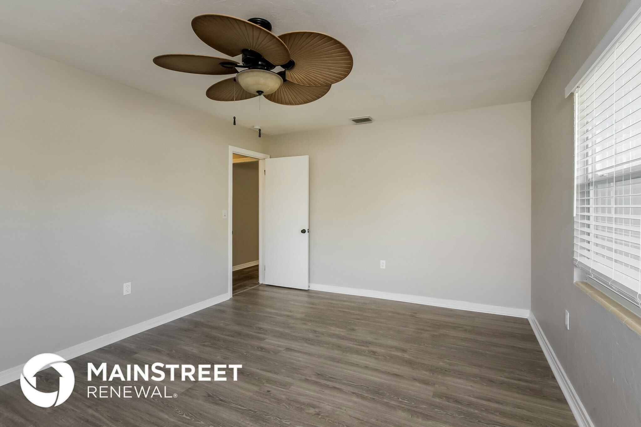 Building Photo - 731 Cypress Ave