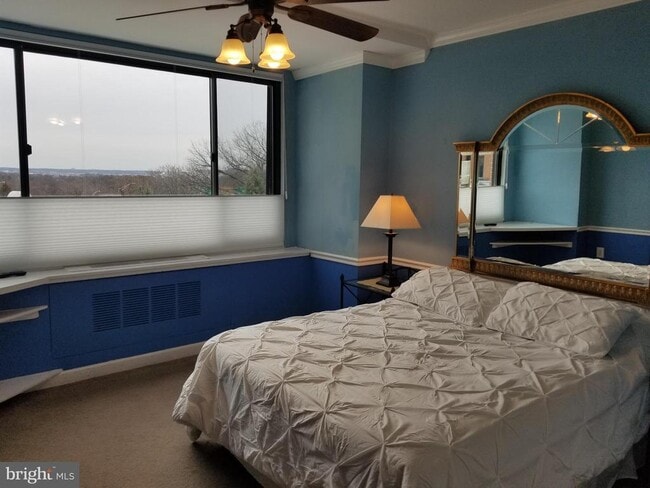 Building Photo - 1011 Arlington Blvd