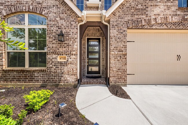 Building Photo - 6722 Waxbill Rd